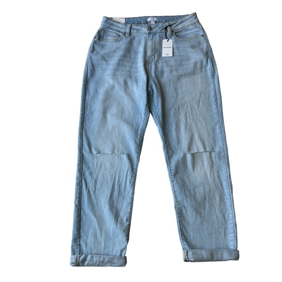 FOREVER 21+ Denim Boyfriend Jean Women’s Size 12 New With Tags Distressed - Picture 9 of 9